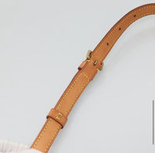 Load image into Gallery viewer, Louis Vuitton Musette Salsa shoulder bag