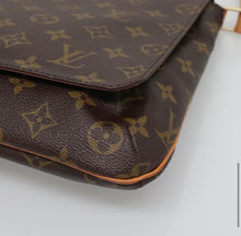 Load image into Gallery viewer, Louis Vuitton Musette Salsa shoulder bag