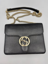 Load image into Gallery viewer, Gucci Interlocking black crossbody