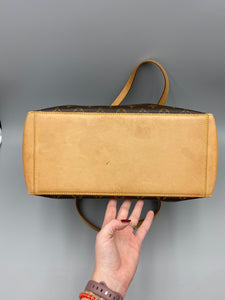 Louis Vuitton Cabas Mezzo monogram