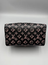 Load image into Gallery viewer, Louis Vuitton Speedy 25 Fall for You Banouliere black monogram with strap