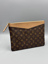 Load image into Gallery viewer, Louis Vuitton Daily Monogram pouch