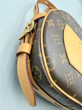 Load image into Gallery viewer, Louis Vuitton Boite Chapeau Souple Bag monogram bag