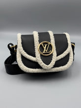Load image into Gallery viewer, Louis Vuitton shearling pont neuf crossbody