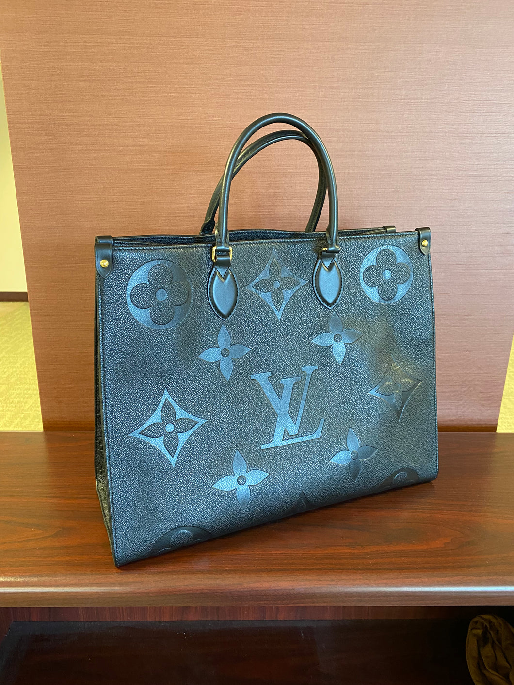 Louis Vuitton Onthego GM Black empriente Monogram Tote Bag