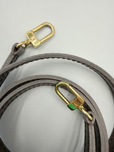 Load image into Gallery viewer, Louis Vuitton Alma BB ebene with strap
