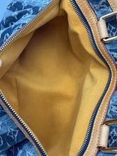 Load image into Gallery viewer, Louis Vuitton cabas denim striped tote with strap