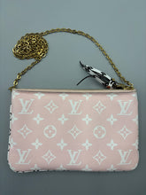 Load image into Gallery viewer, Louis Vuitton double Pochette rouge with strap