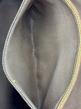 Load image into Gallery viewer, Louis Vuitton Cabas Mezzo monogram