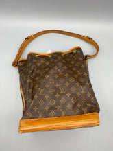 Load image into Gallery viewer, Louis Vuitton Noe GM monogram