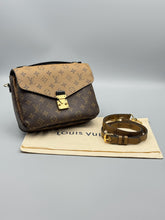 Load image into Gallery viewer, Louis Vuitton Reverse Pochette Metis Monogram with strap