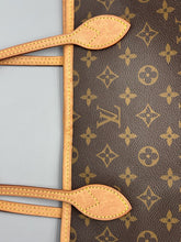 Load image into Gallery viewer, Louis Vuitton Neverfull GM monogram with pink interior