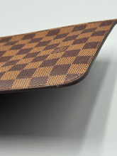 Load image into Gallery viewer, Louis Vuitton Neverfull MM ebene with pouch