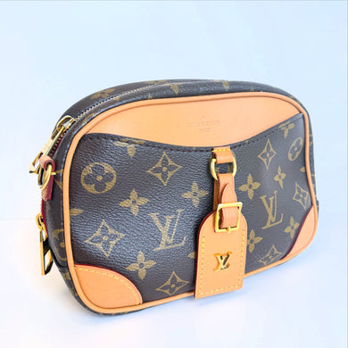 Louis Vuitton Mini Deauville monogram crossbody