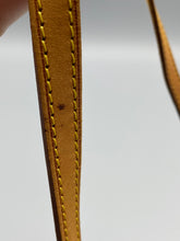 Load image into Gallery viewer, Louis Vuitton Marelle monogram shoulder bag