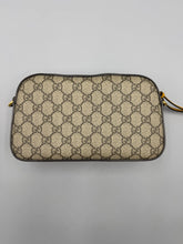 Load image into Gallery viewer, Gucci Supreme Neo GG print camera bag