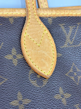 Load image into Gallery viewer, Louis Vuitton Neverfull MM monogram