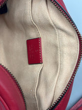 Load image into Gallery viewer, Gucci Camera mini marmont crossbody bag