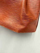 Load image into Gallery viewer, Louis Vuitton Epi Leather Sac d'Epaule PM