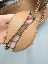 Load image into Gallery viewer, Gucci Beige Shoulder on Chain Soho bag
