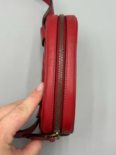 Load image into Gallery viewer, Gucci Marmont belt bag red - size 95