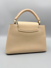 Load image into Gallery viewer, Louis Vuitton Beige Tarillon Mechanical Flowers Smile Capuccines BB with strap