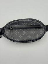 Load image into Gallery viewer, Louis Vuitton Catch it bumbag