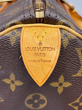 Load image into Gallery viewer, Louis Vuitton Speedy 30 monogram
