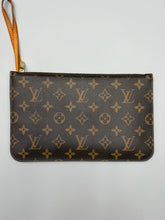Load image into Gallery viewer, Louis Vuitton Neverfull GM monogram with pouch