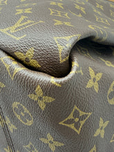 Load image into Gallery viewer, Louis Vuitton Artsy MM monogram with charm