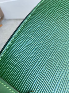 Louis Vuitton Epi Saint Jacques GM Borneo green