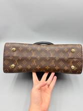 Load image into Gallery viewer, Louis Vuitton Tuileries monogram tote with strap