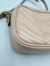 Load image into Gallery viewer, Gucci Small Marmont Camera crossbody