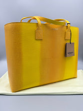 Load image into Gallery viewer, Burberry Calfskin Lizard Embossed Medium London Tote Marigold