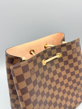 Load image into Gallery viewer, Louis Vuitton Neonoe bucket bag damier with strap