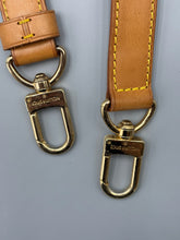 Load image into Gallery viewer, Louis Vuitton Keepall 55 Bandouliere bag with non braned strap