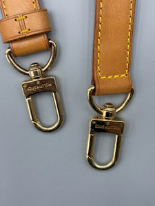Louis Vuitton Keepall 55 Bandouliere bag with non braned strap