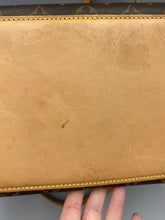 Load image into Gallery viewer, Louis Vuitton Cabas Mezzo monogram