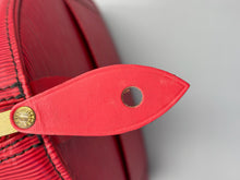 Load image into Gallery viewer, Louis Vuitton Speedy 40 red epi