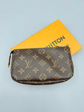 Load image into Gallery viewer, Louis Vuitton Mini Pochette Accessories without chain