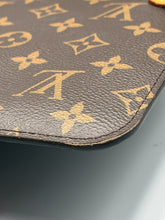 Load image into Gallery viewer, Louis Vuitton Neverfull GM monogram with pouch