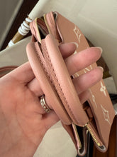 Load image into Gallery viewer, Louis Vuitton Petite Palais Bicolore with strap (discontinued color)