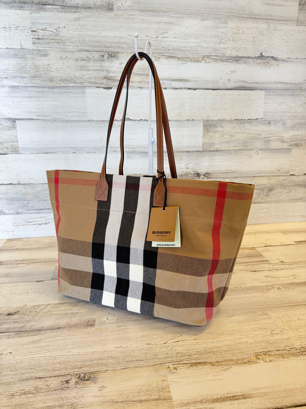 Burberry nova check tote