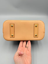 Load image into Gallery viewer, Louis Vuitton Alma BB Monogram Bandouliere with strap
