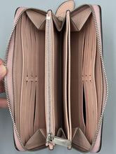 Load image into Gallery viewer, Louis Vuitton Zippy mahina wallet pink