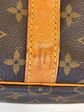 Load image into Gallery viewer, Louis Vuitton Keepall 55 Bandouliere bag with non braned strap