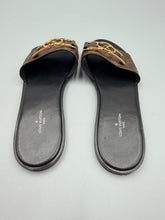 Load image into Gallery viewer, Louis Vuitton Leather Logo sandals - size 38