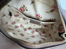 Load image into Gallery viewer, Gucci Supreme Neo GG print camera bag