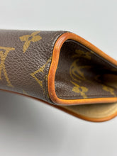 Load image into Gallery viewer, Louis Vuitton Florentine pochette waistbag