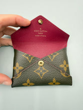 Load image into Gallery viewer, Louis Vuitton Kirigami Small monogram pouch with magenta interior